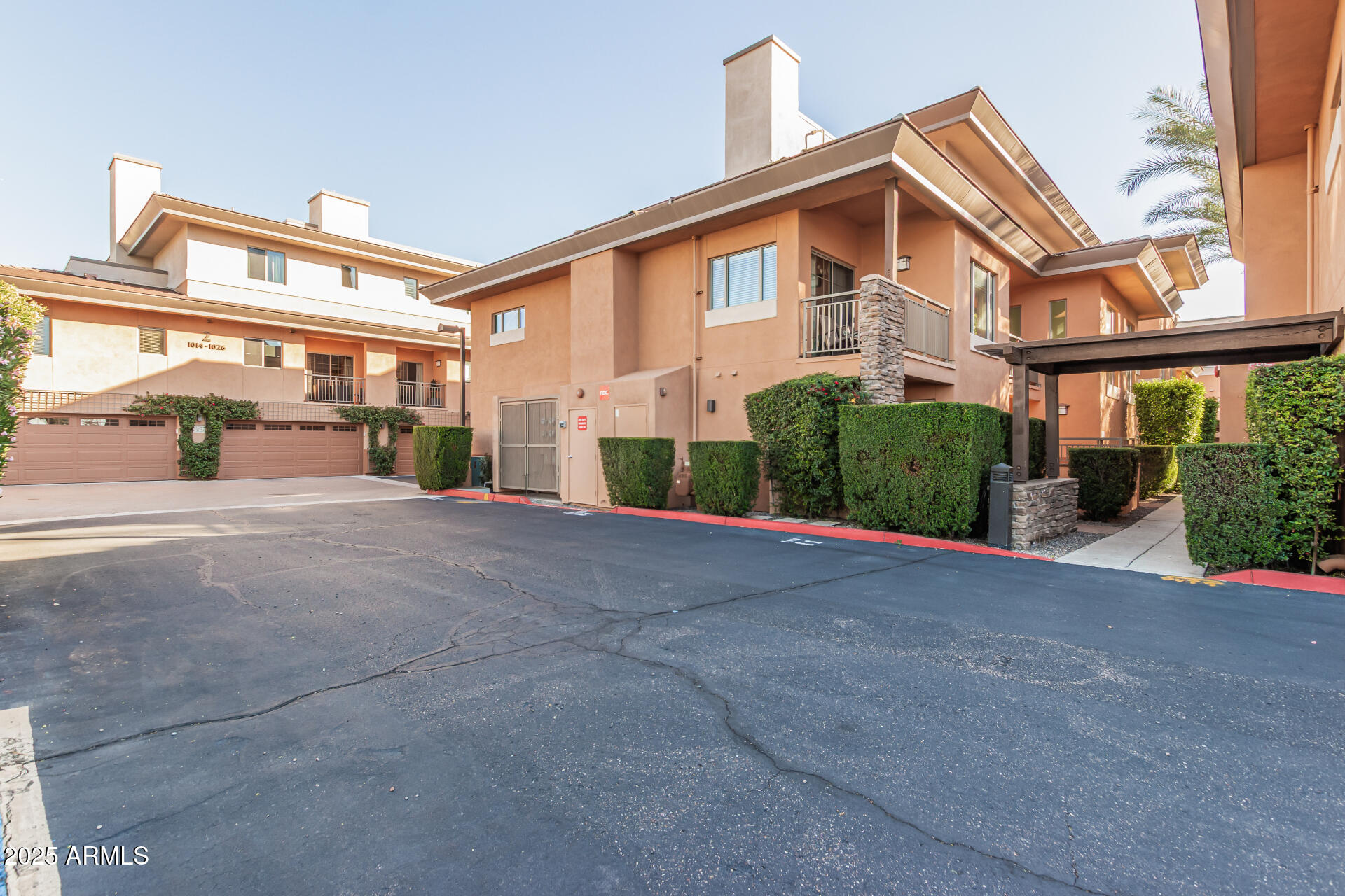 SANDALO TOWNHOMES CONDOMINIUM - Residential