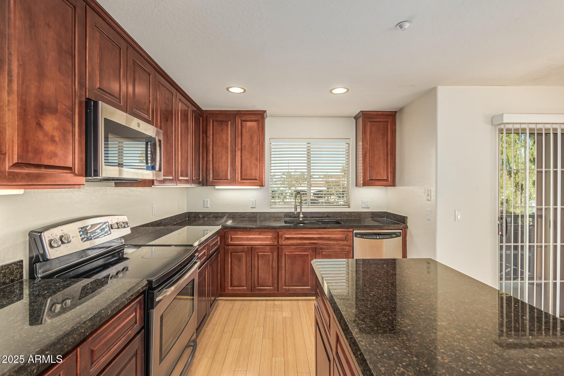 SANDALO TOWNHOMES CONDOMINIUM - Residential