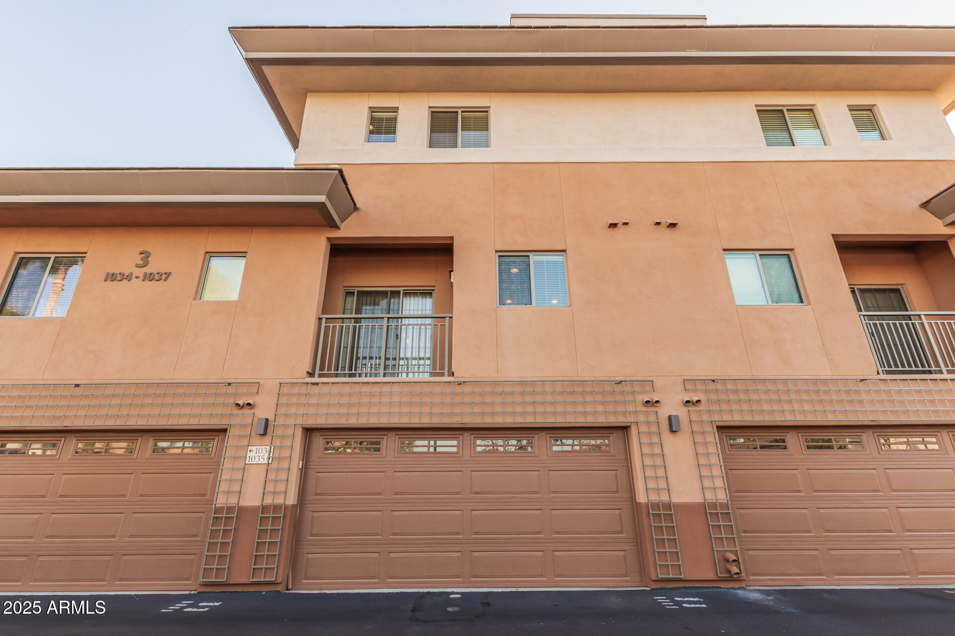 SANDALO TOWNHOMES CONDOMINIUM - Residential