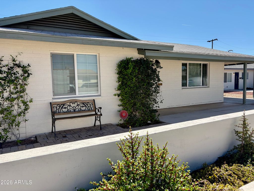 Photo of 543 W 18th Street, Tempe, AZ 85281 (MLS # 6998636)