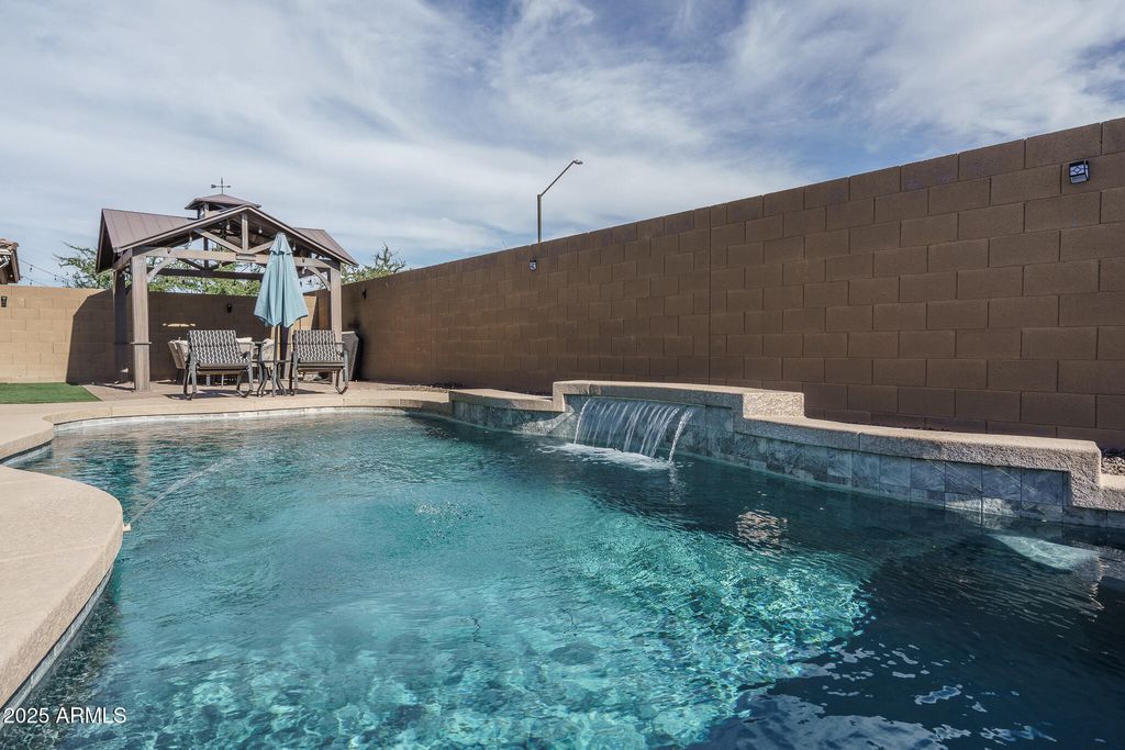 Photo of 14757 W Pasadena Avenue, Litchfield Park, AZ 85340 (MLS # 6908348)