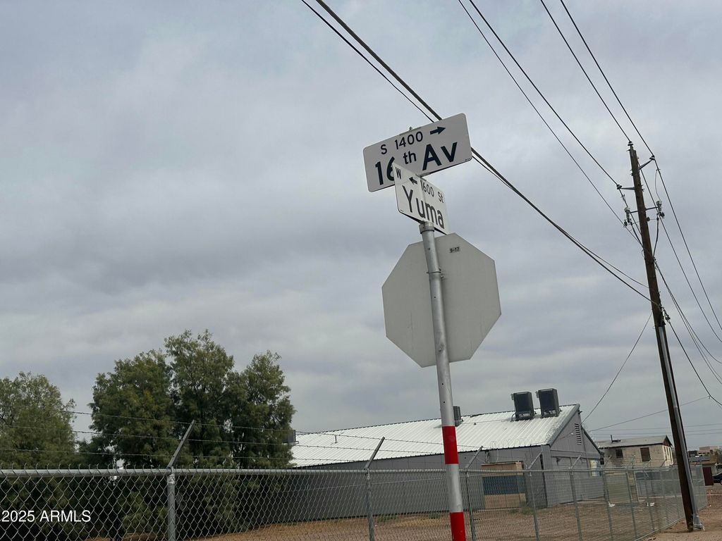 Photo of 1239 S 16th Avenue #NA, Phoenix, AZ 85007 (MLS # 6843992)