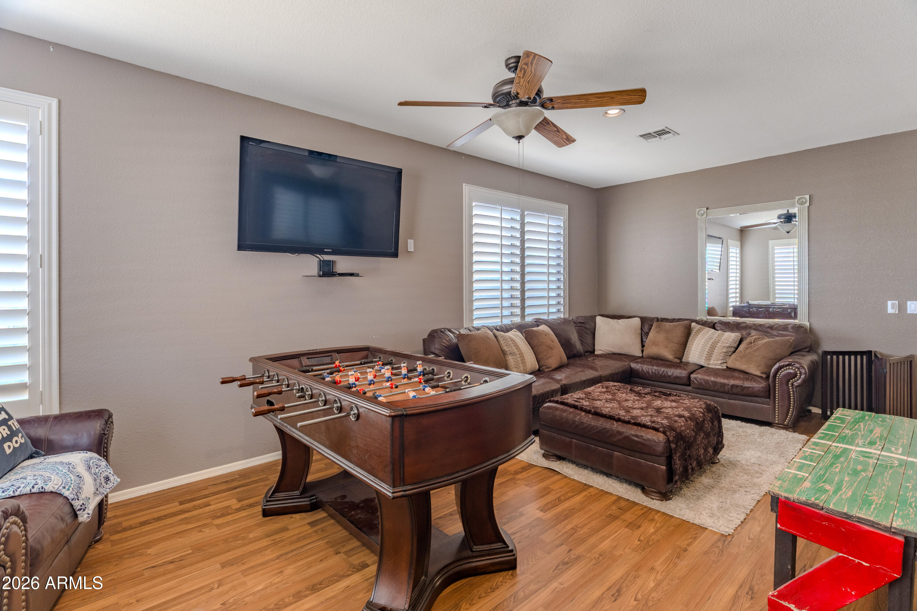 9135 W Pontiac Drive