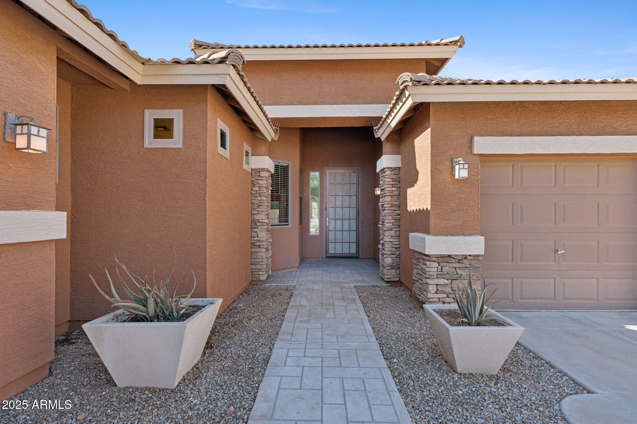 1506 E BRANHAM Lane