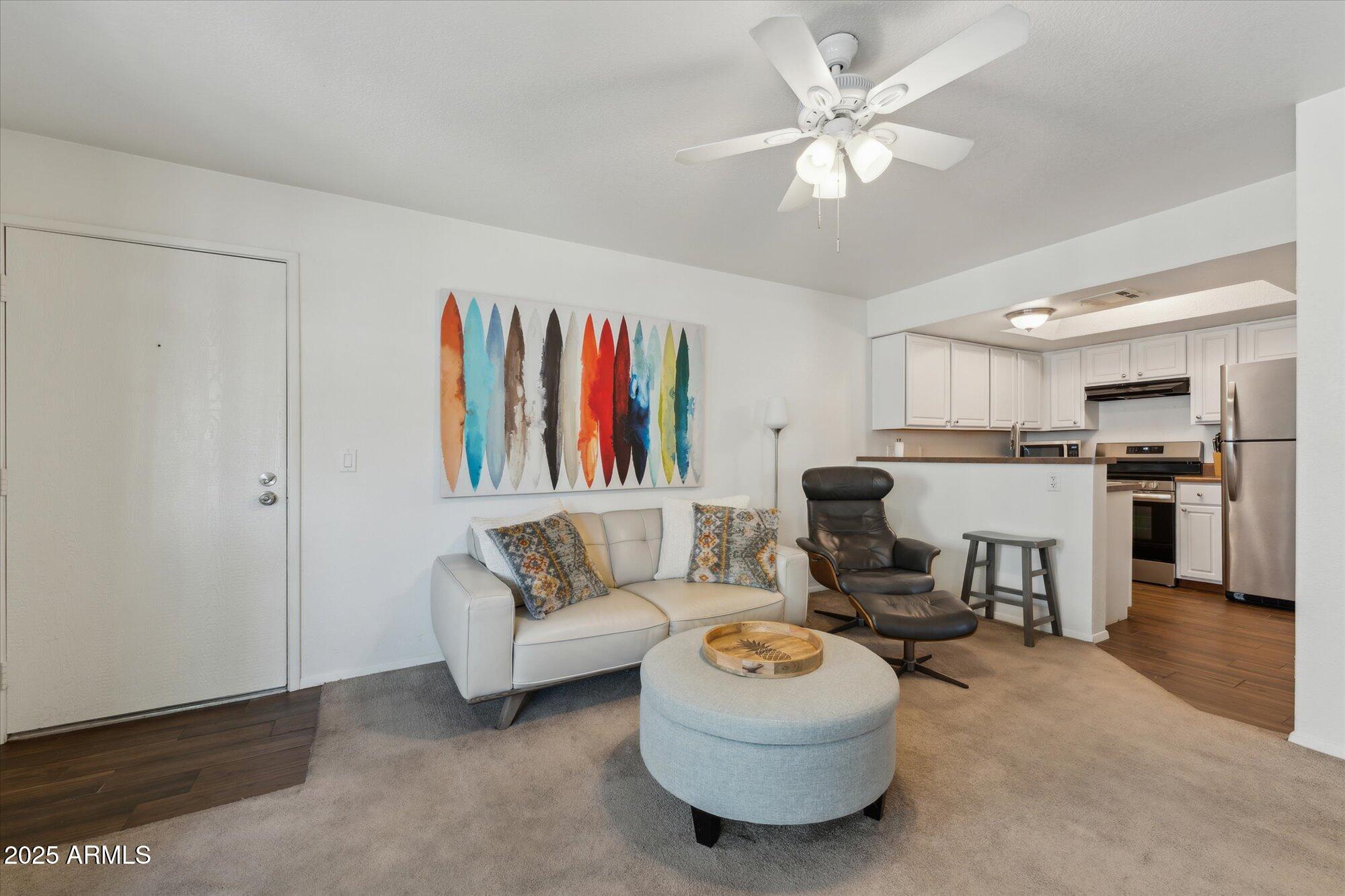 1720 E THUNDERBIRD Road 2078