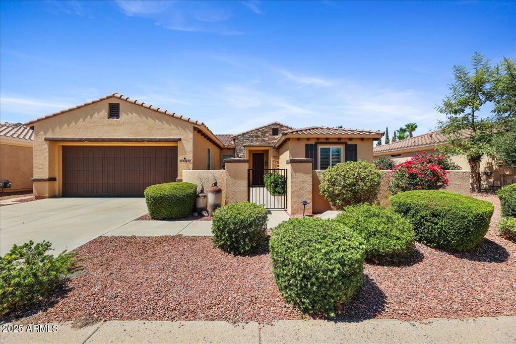 Photo of 22230 N Arrellaga Drive, Sun City West, AZ 85375 (MLS # 6912048)