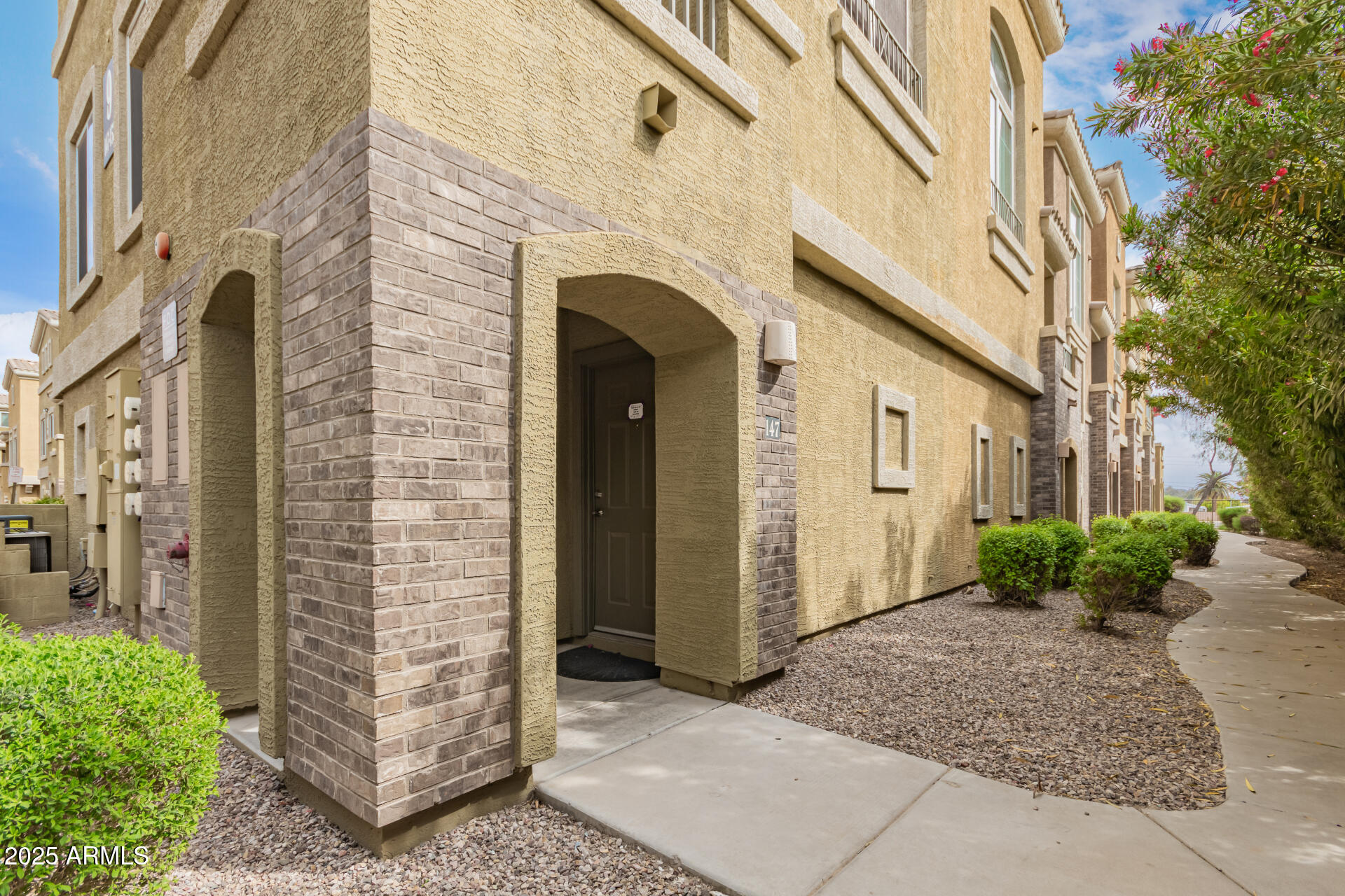 18250 N CAVE CREEK Road 147