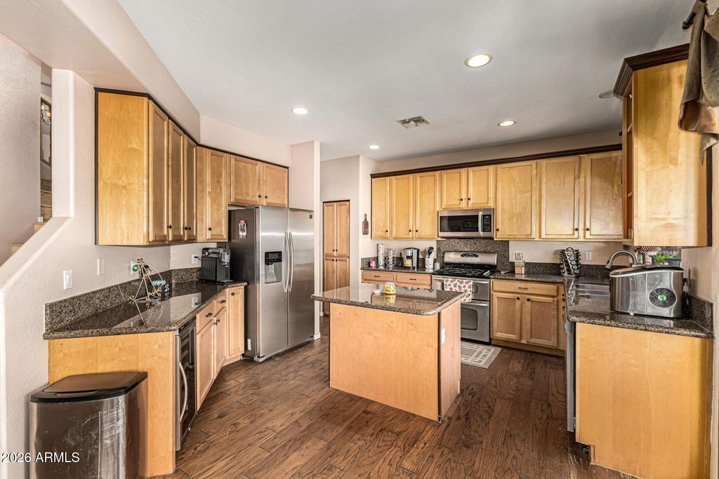 Photo of 8004 W Donald Drive, Peoria, AZ 85383 (MLS # 6993204)