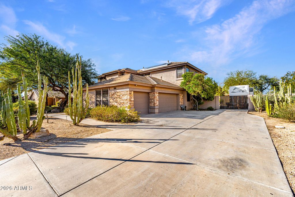 Photo of 8004 W Donald Drive, Peoria, AZ 85383 (MLS # 6993204)