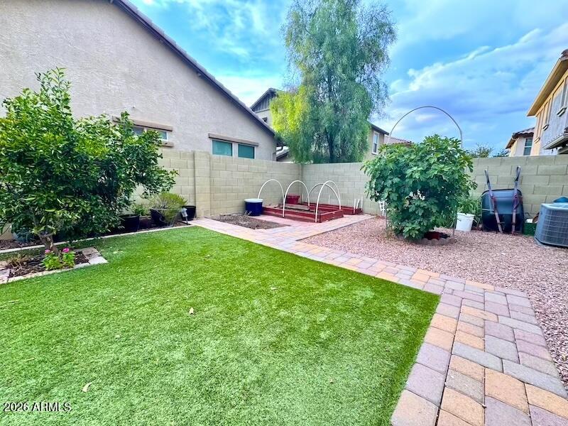 6927 E PERALTA Circle
