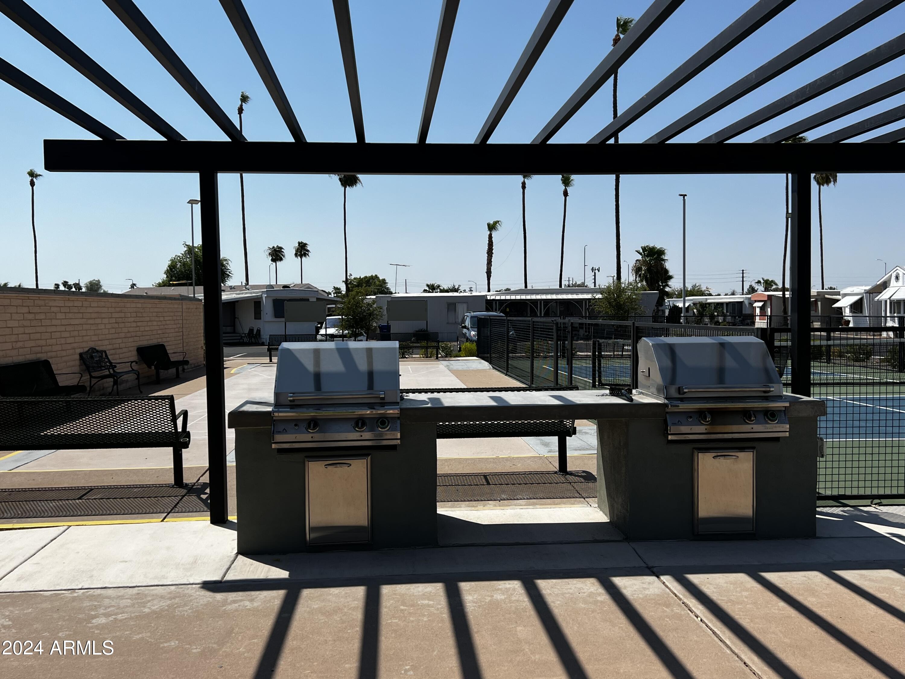 MESA MOBILE ESTATES - Residential