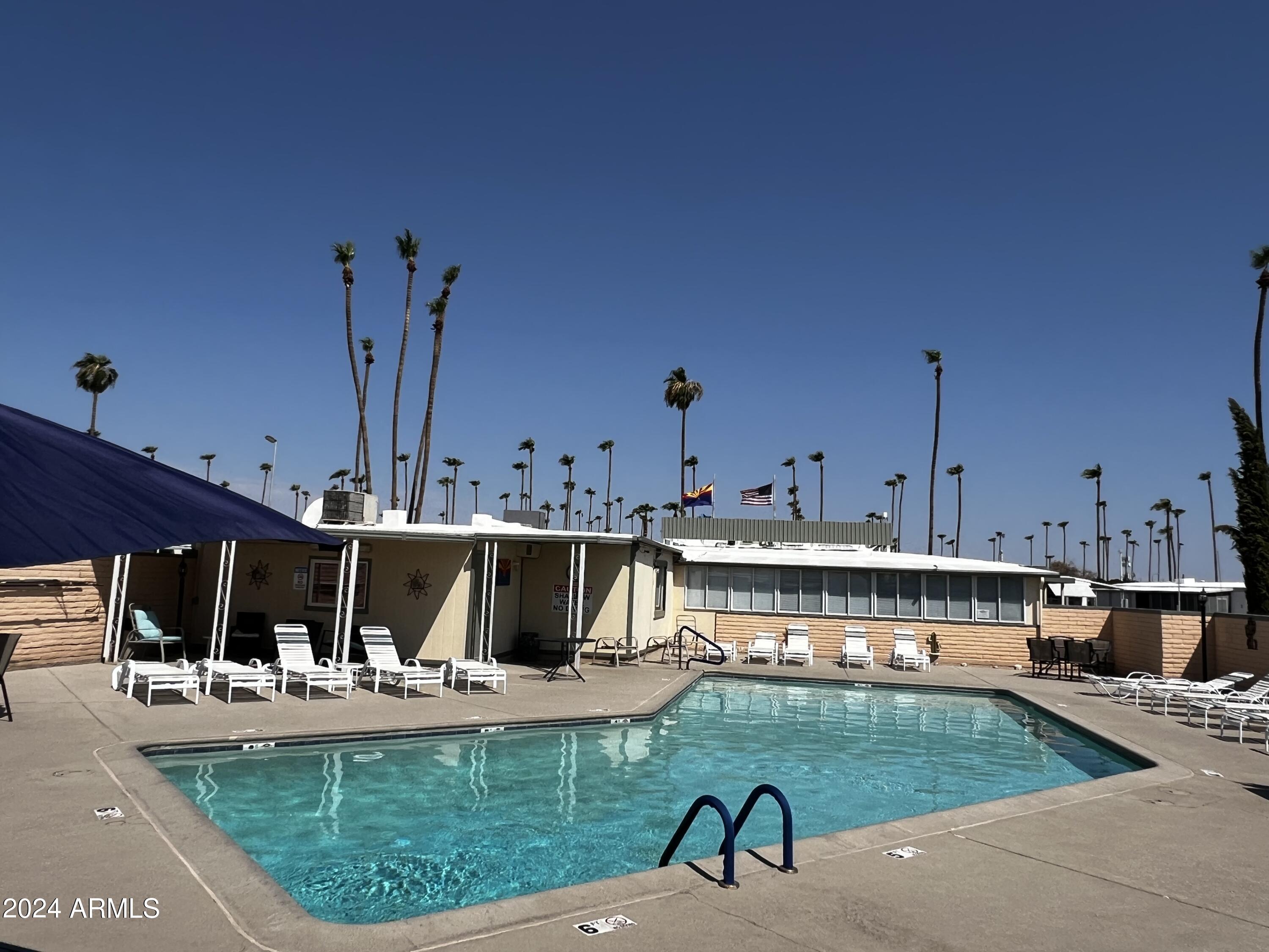 MESA MOBILE ESTATES - Residential