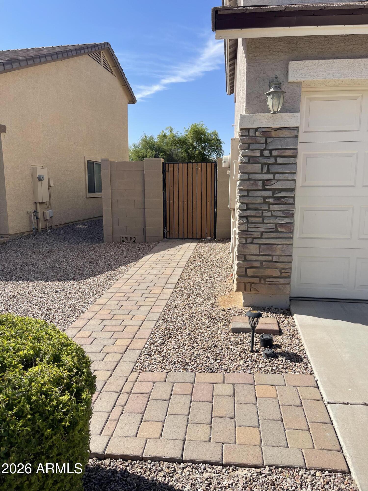 2585 W COOL WATER Way