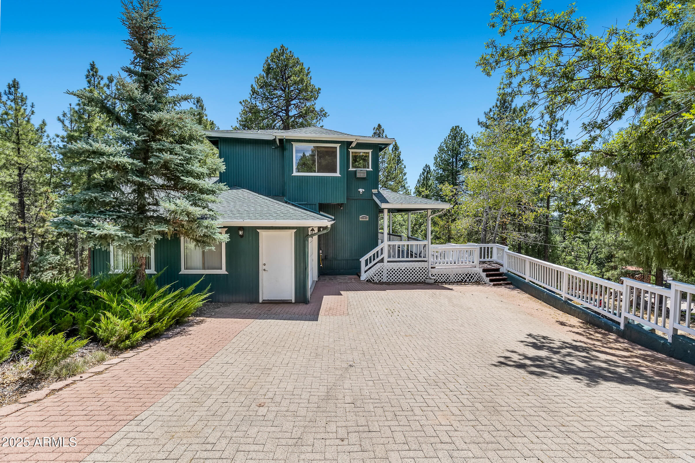 17775 S STALLION Drive