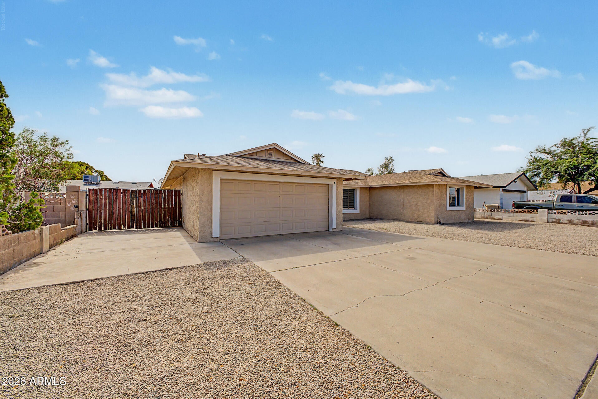 5220 N 68TH Avenue