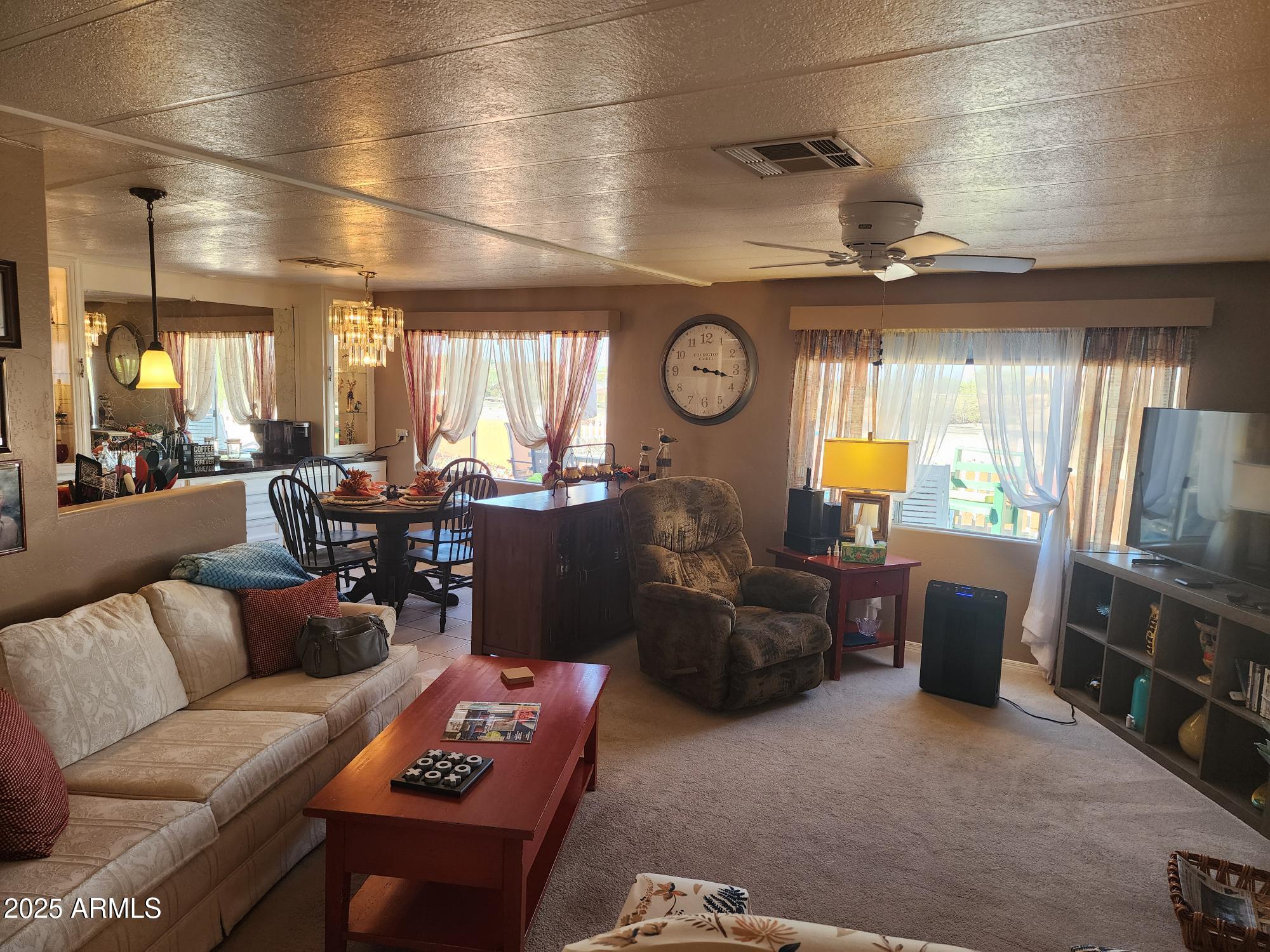 2501 W Wickenburg Way 19