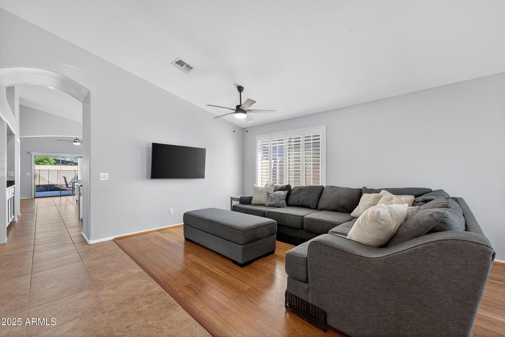 Photo of 8109 N 56th Drive, Glendale, AZ 85302 (MLS # 6925625)