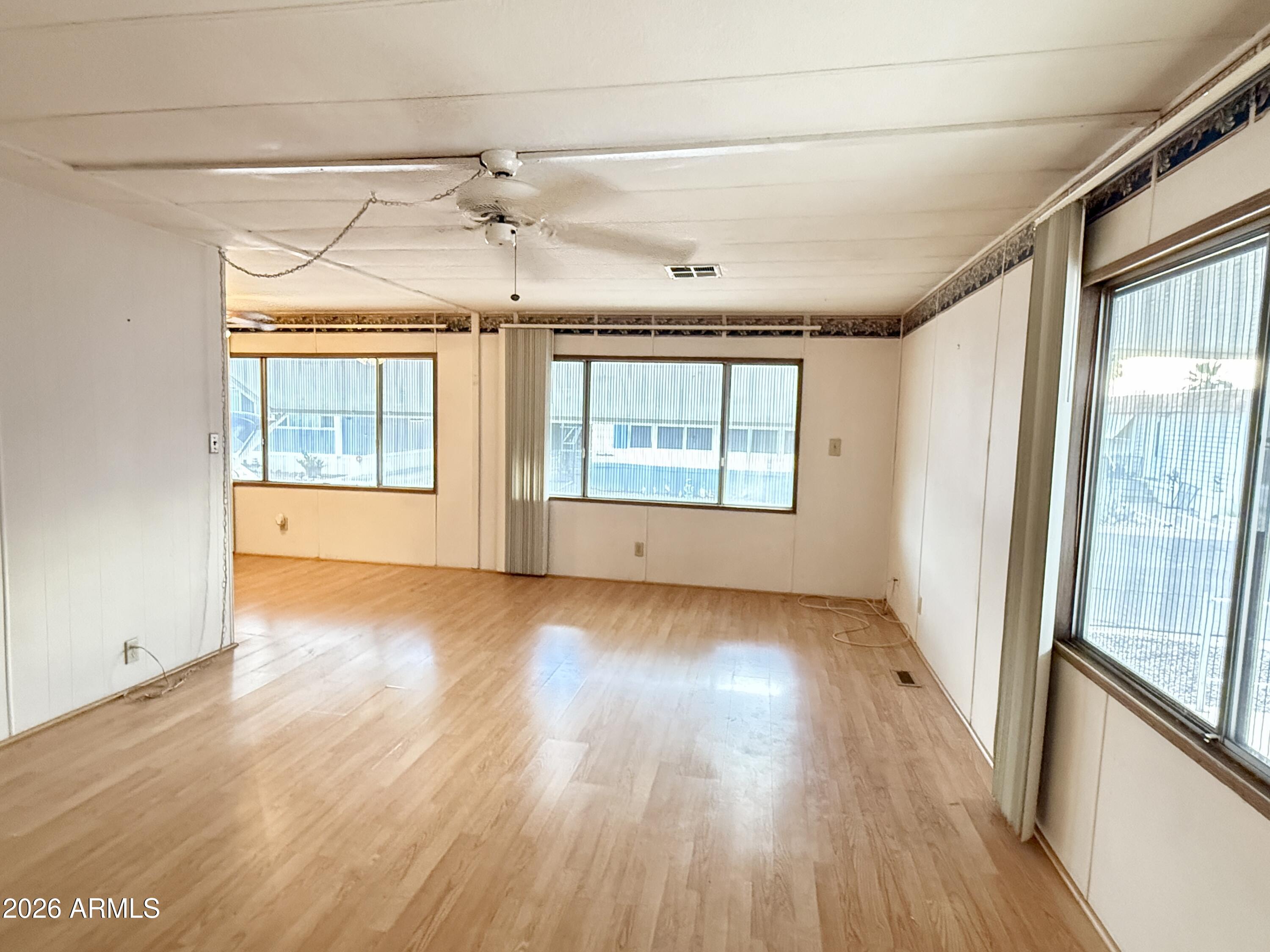 535 S ALMA SCHOOL Road 115