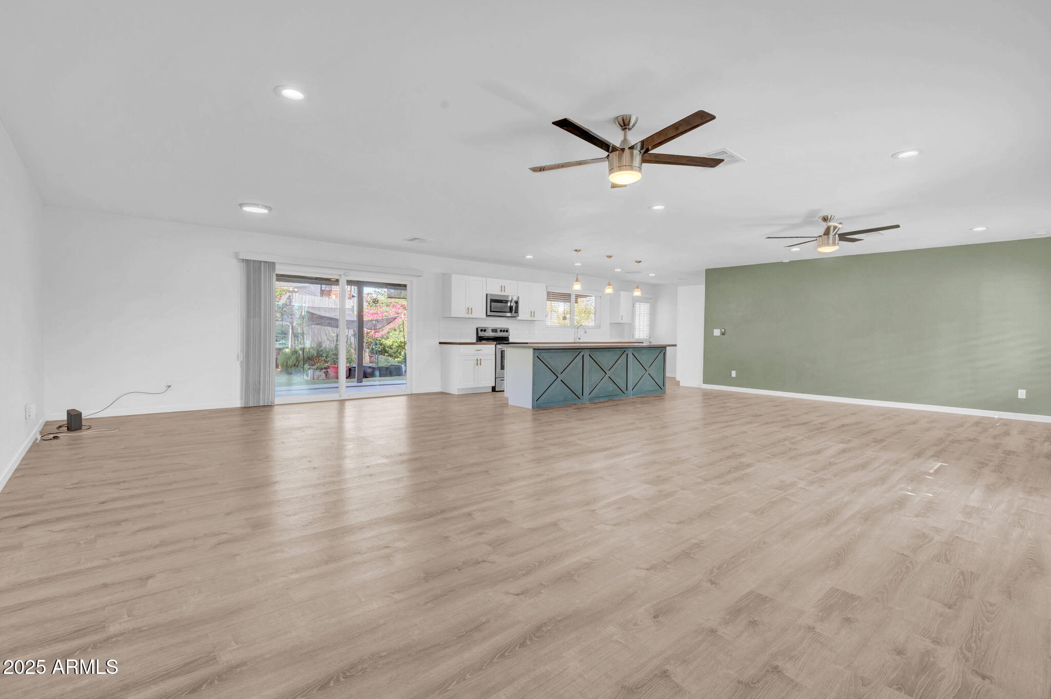 12804 N 16TH Avenue