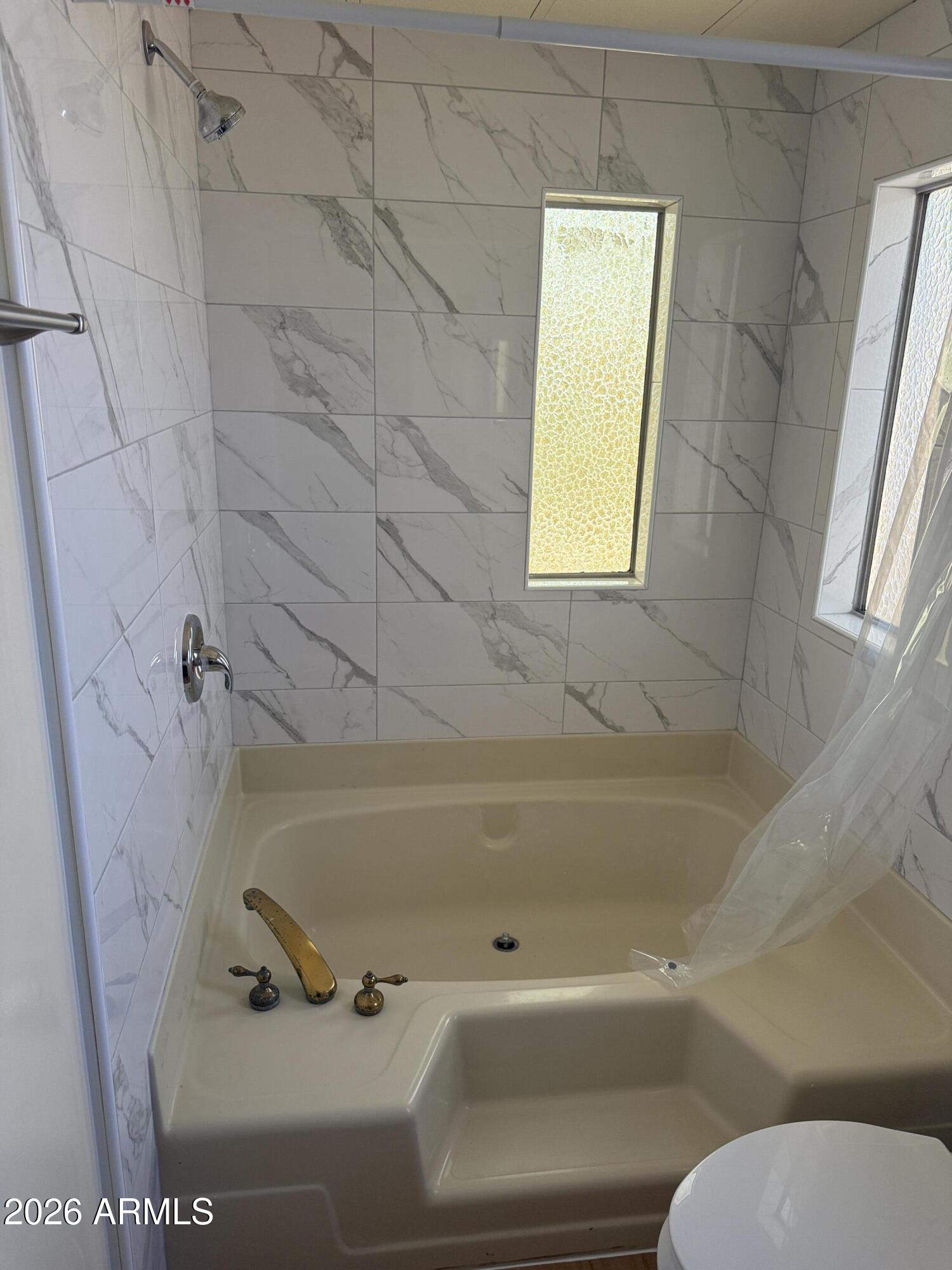 3611 N KANSAS Avenue