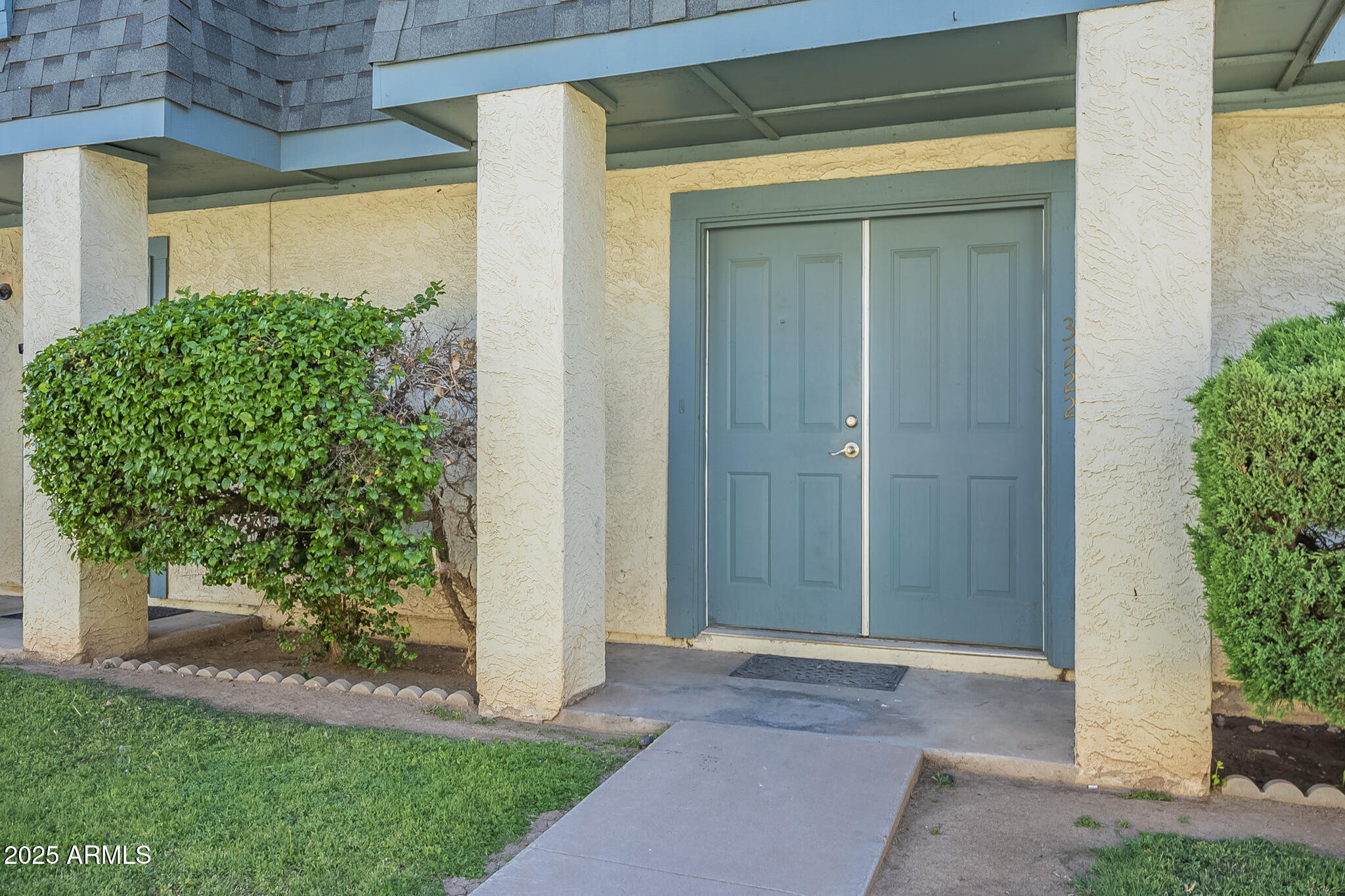 3222 W ROYAL PALM Road