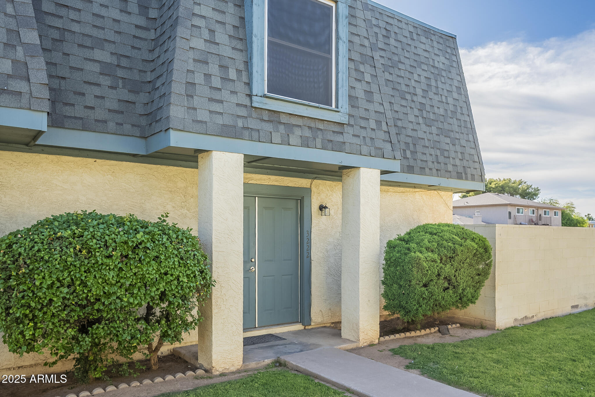 3222 W ROYAL PALM Road