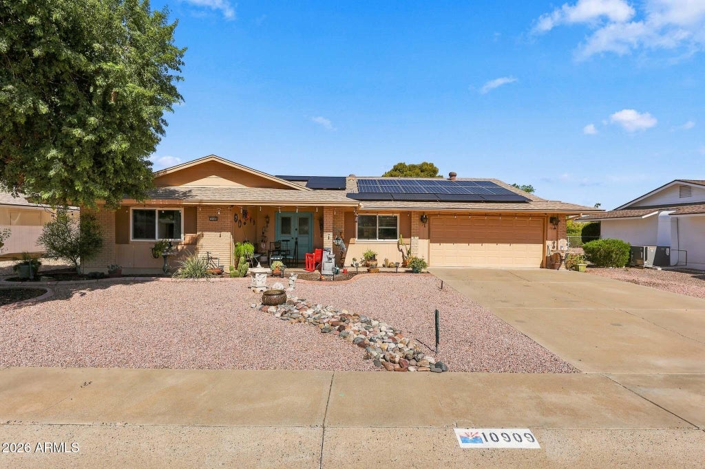 Photo of 10909 W Roundelay Circle, Sun City, AZ 85351 (MLS # 7090542)