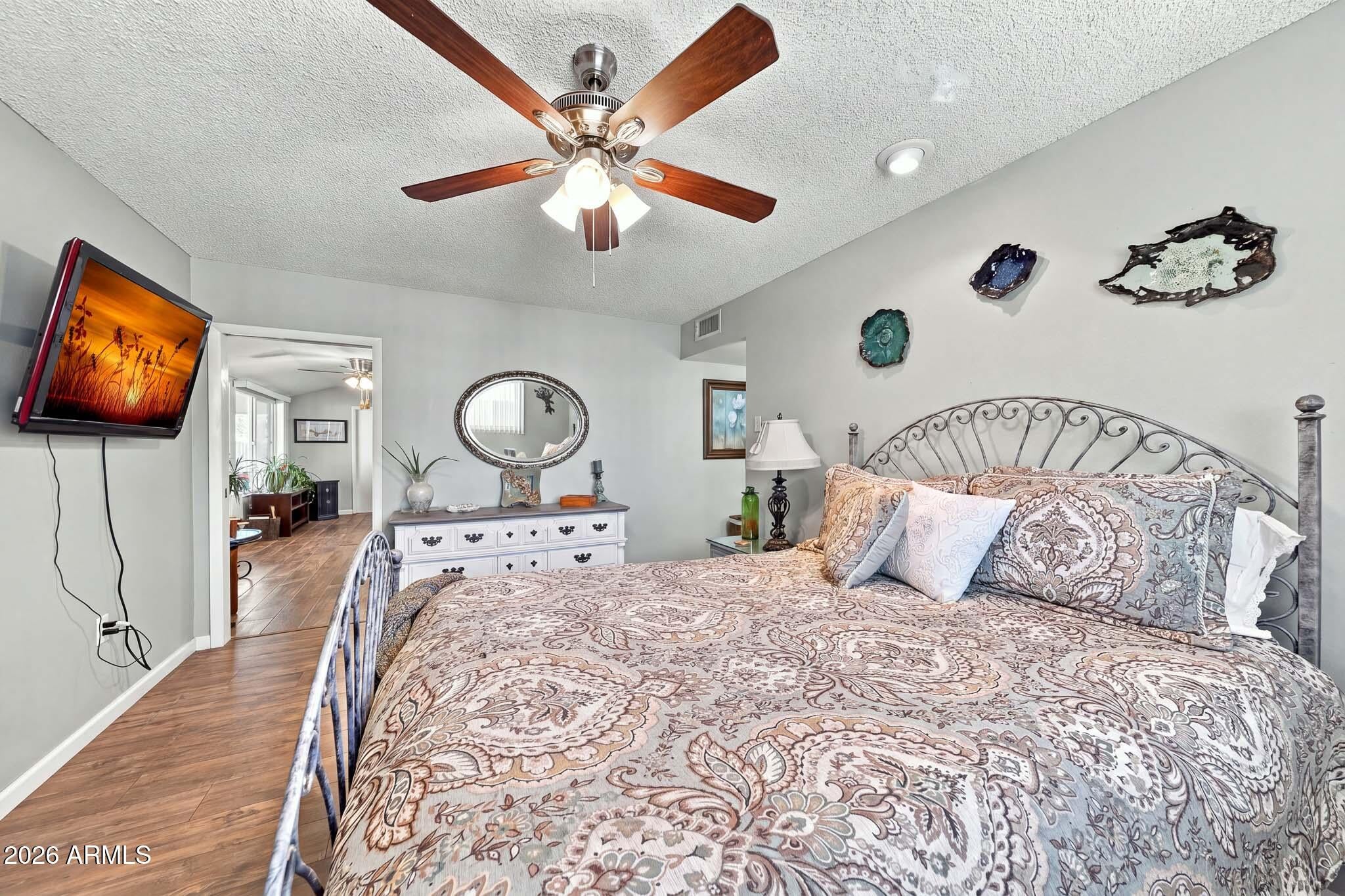 10909 W ROUNDELAY Circle