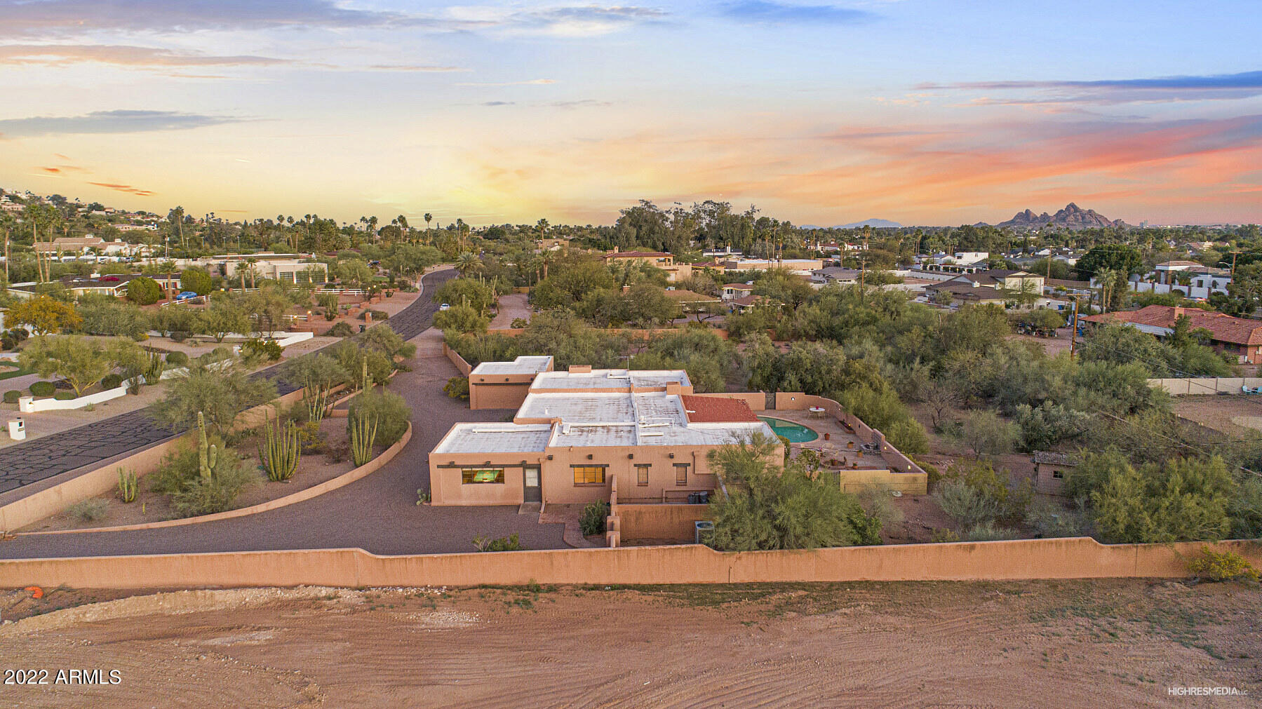CAMELBACK MOUNTAIN ESTATES PLAT 1 - Residential