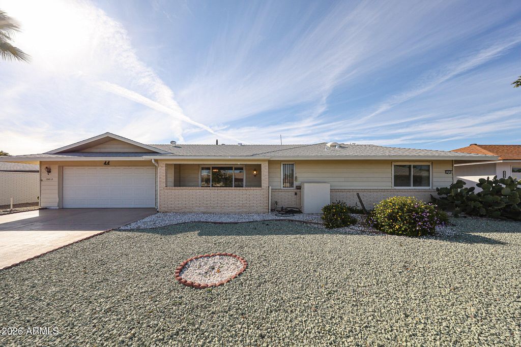Photo of 19610 N Lakeforest Drive, Sun City, AZ 85373 (MLS # 6981589)