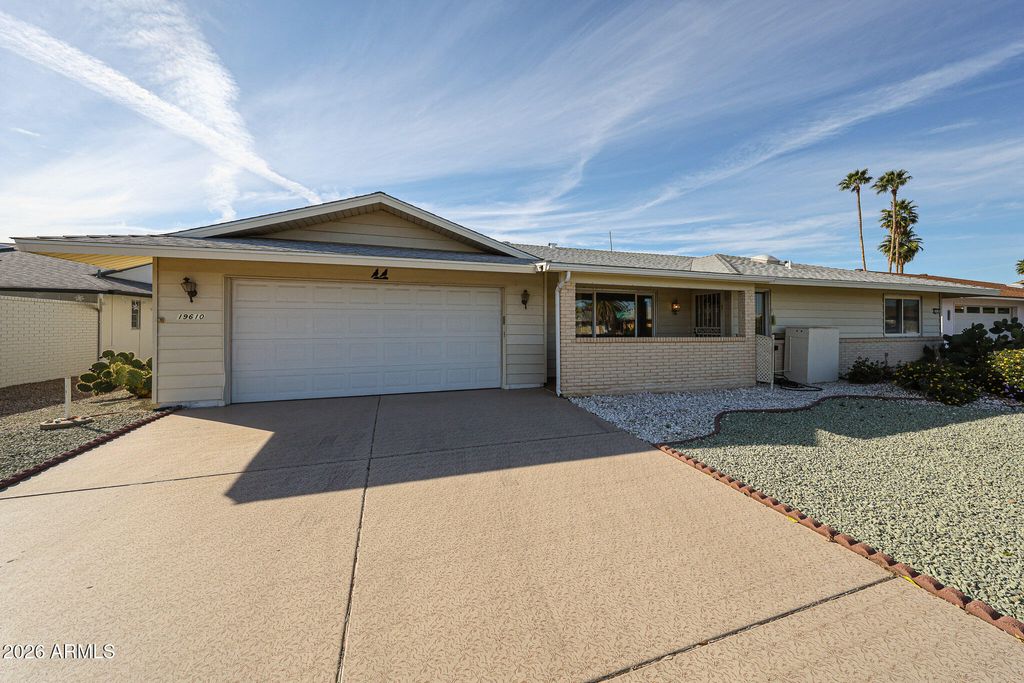 Photo of 19610 N Lakeforest Drive, Sun City, AZ 85373 (MLS # 6981589)