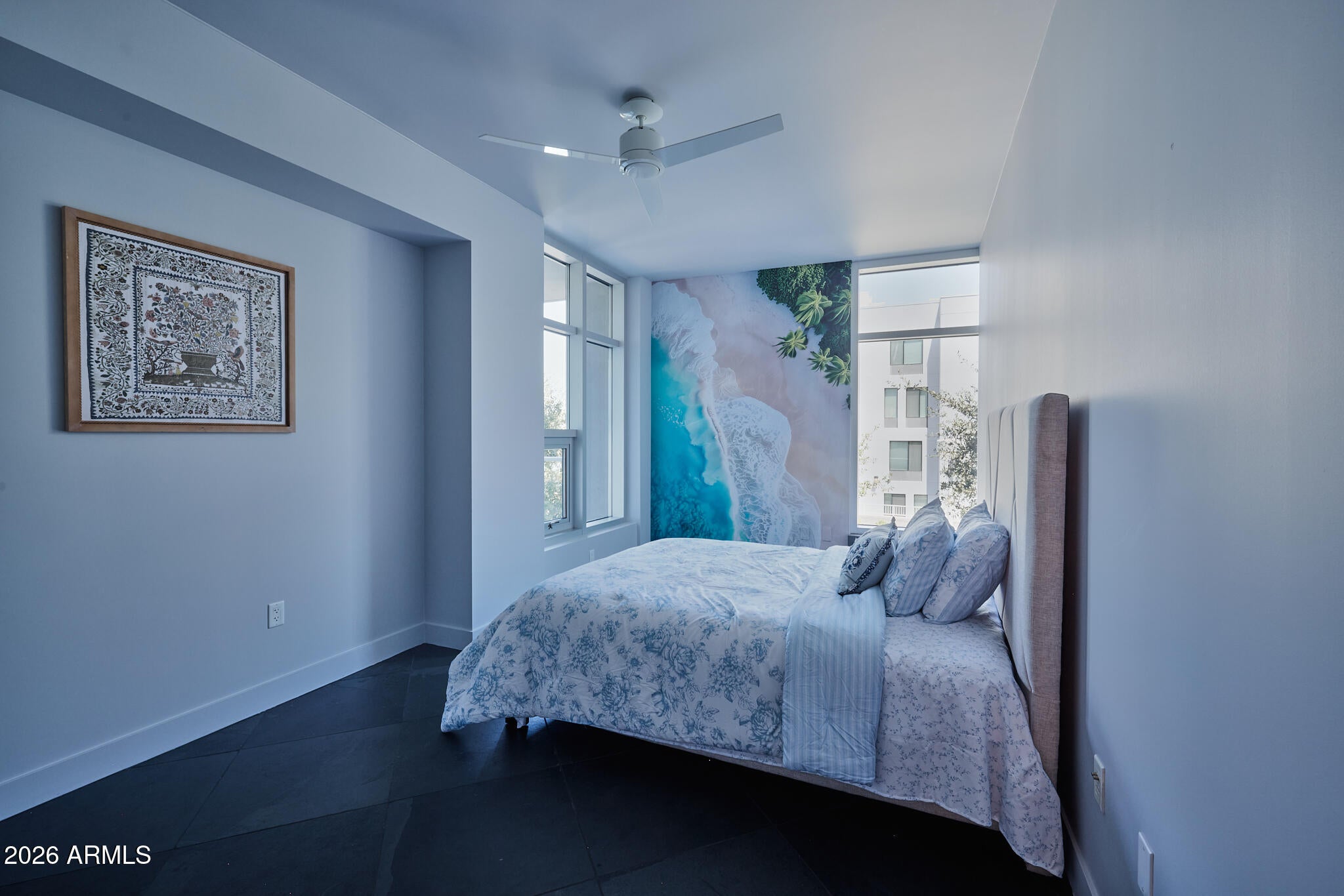 140 E RIO SALADO Parkway 207