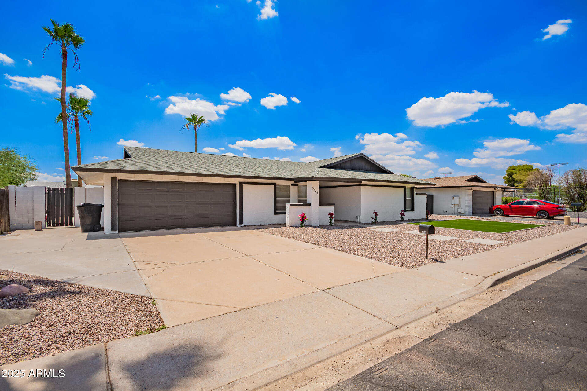 3008 S SAGUARO Circle