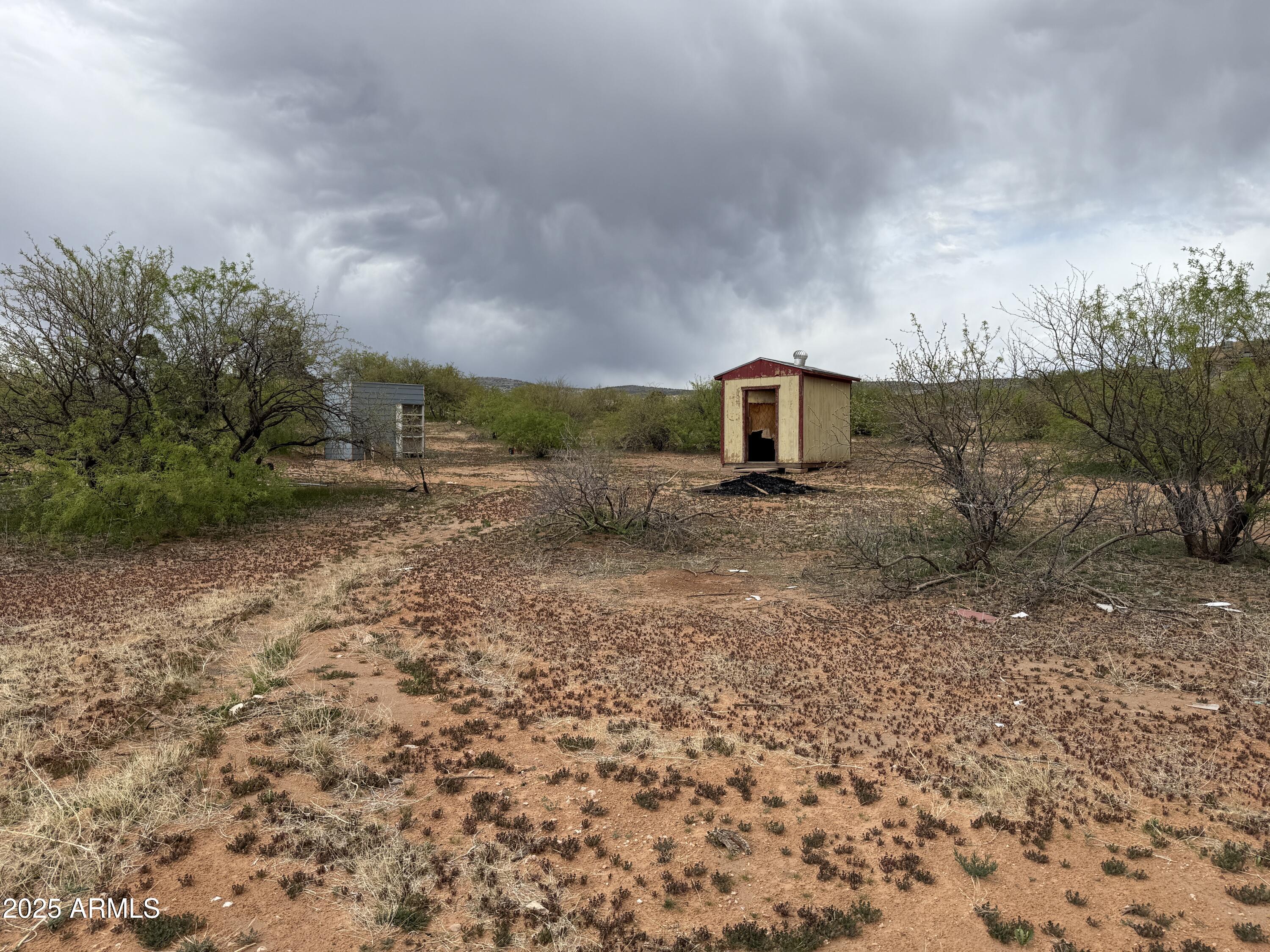 515 S OLE PAINT Way 2