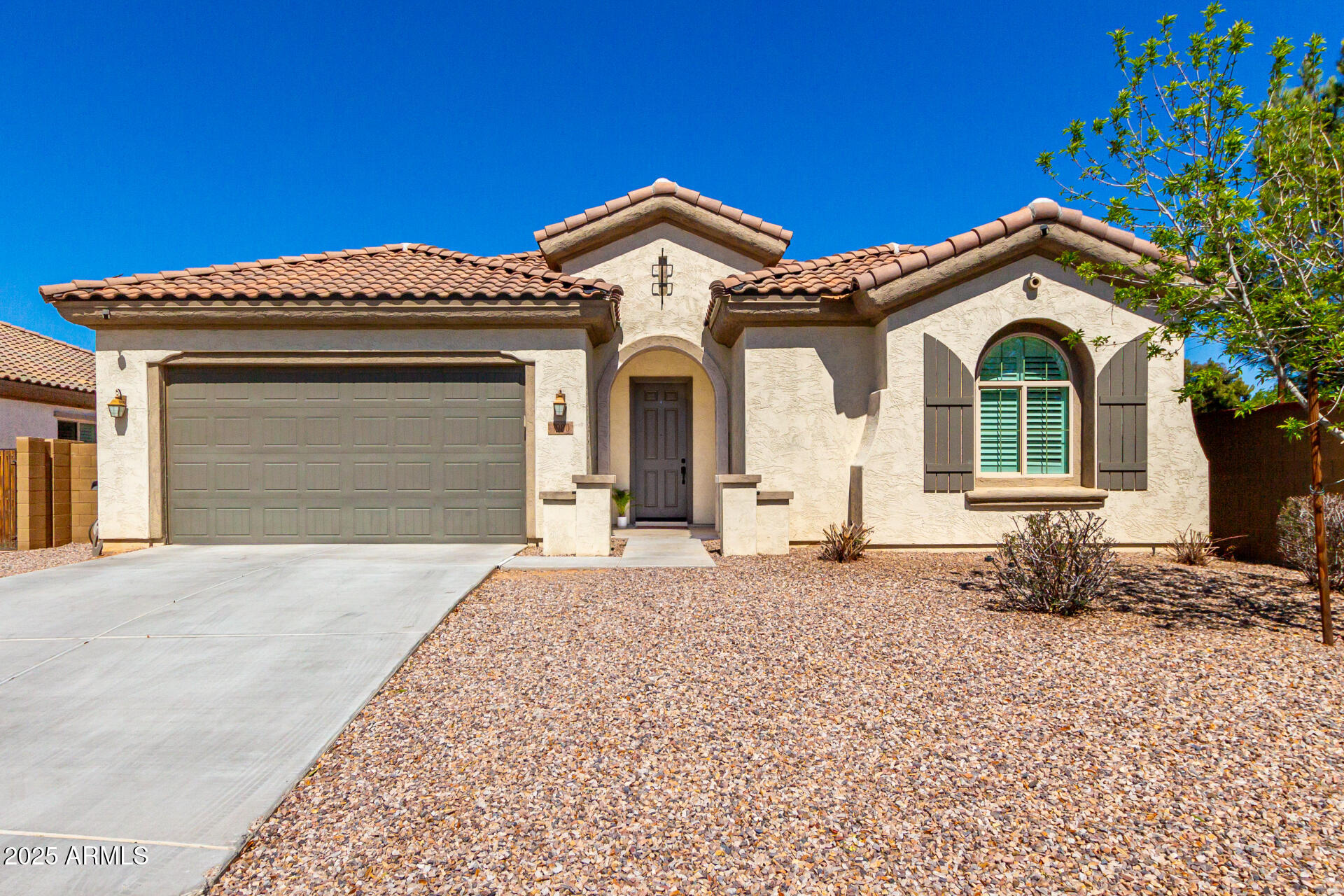 1980 E HORSESHOE Drive