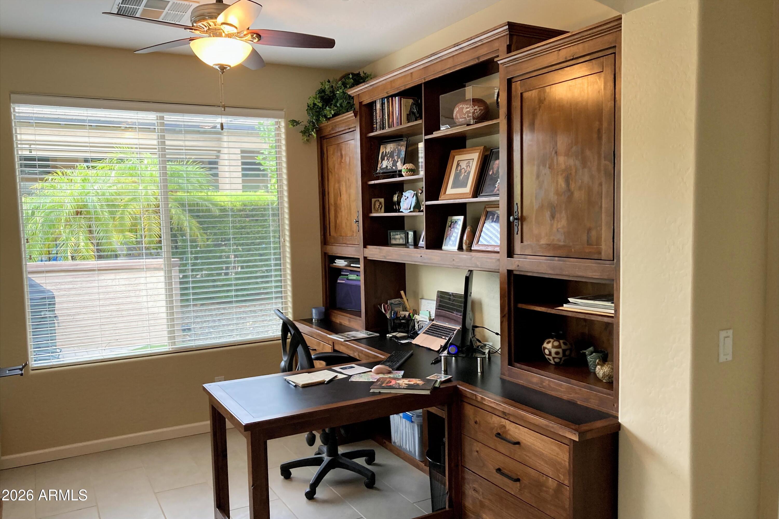 12416 W PINNACLE VISTA Drive