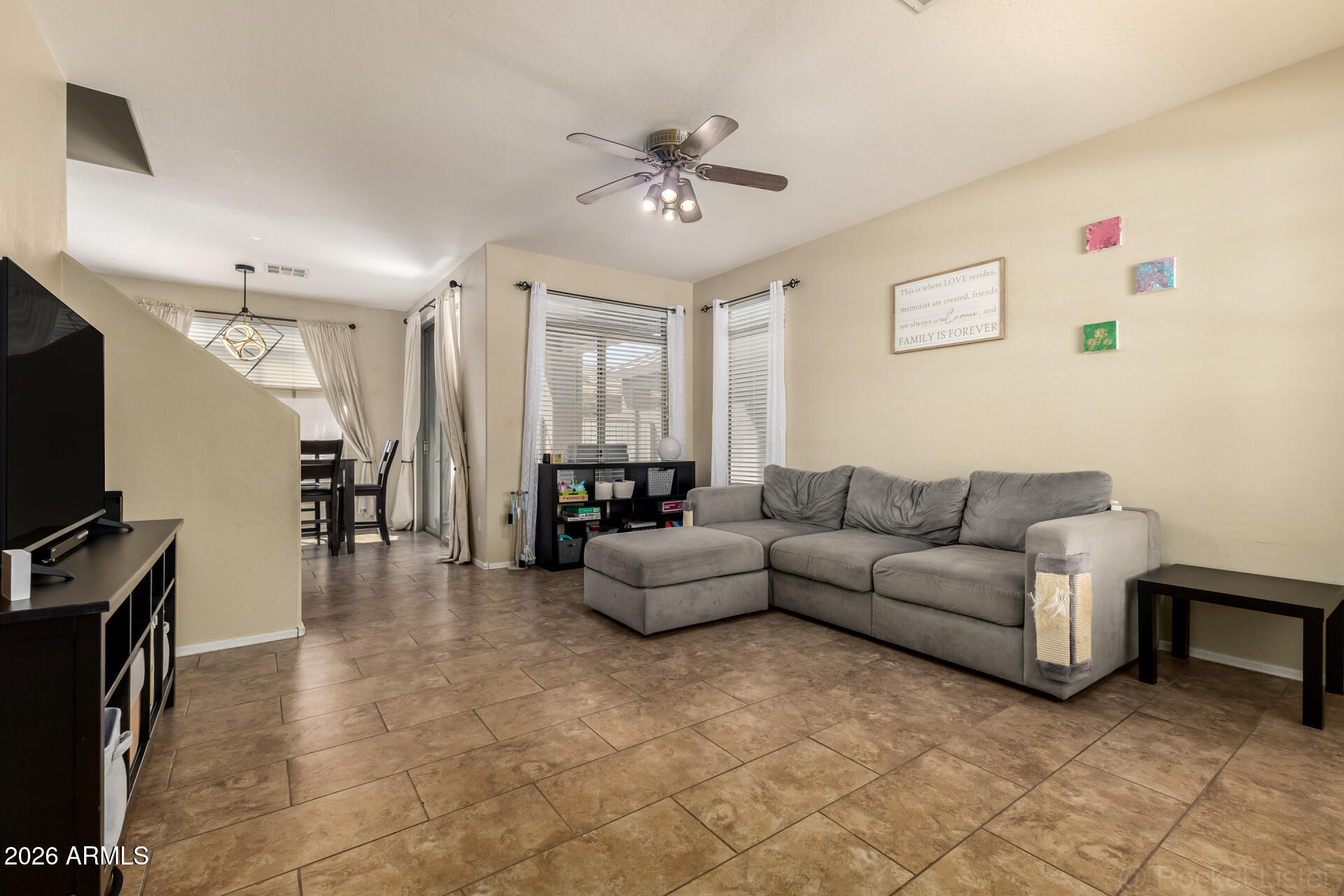 1959 E BROWNING Place