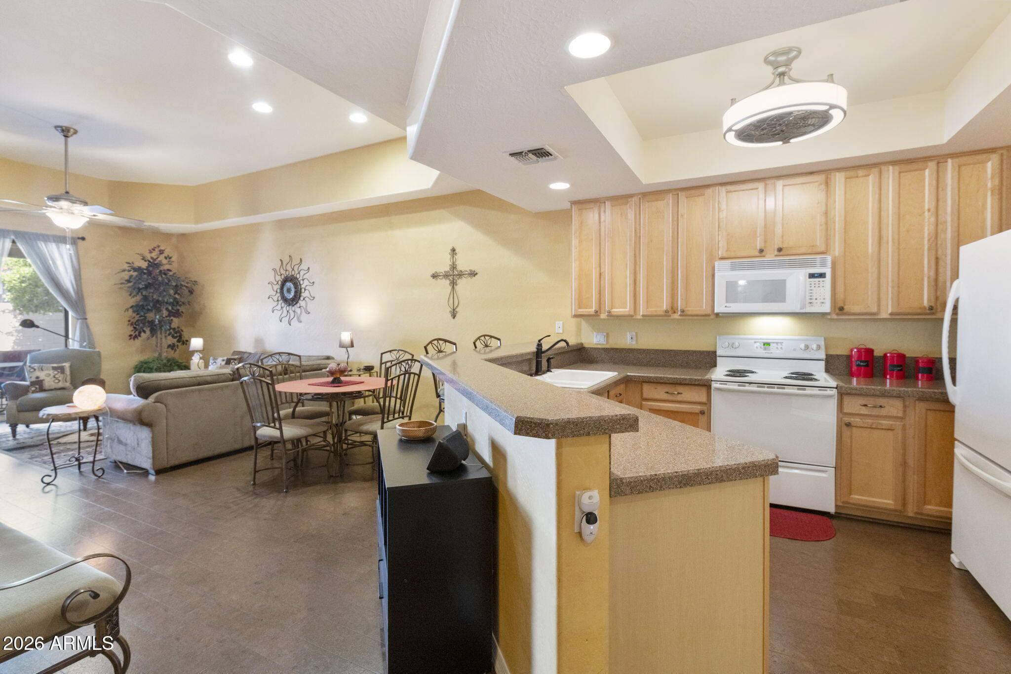 4202 E BROADWAY Road 80