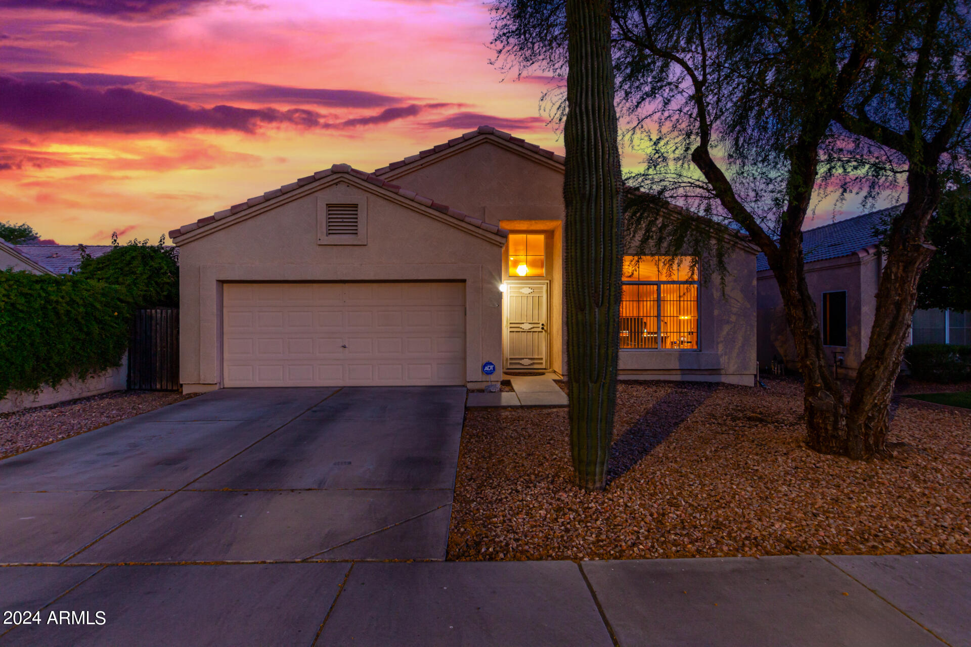 10735 W BERMUDA Drive