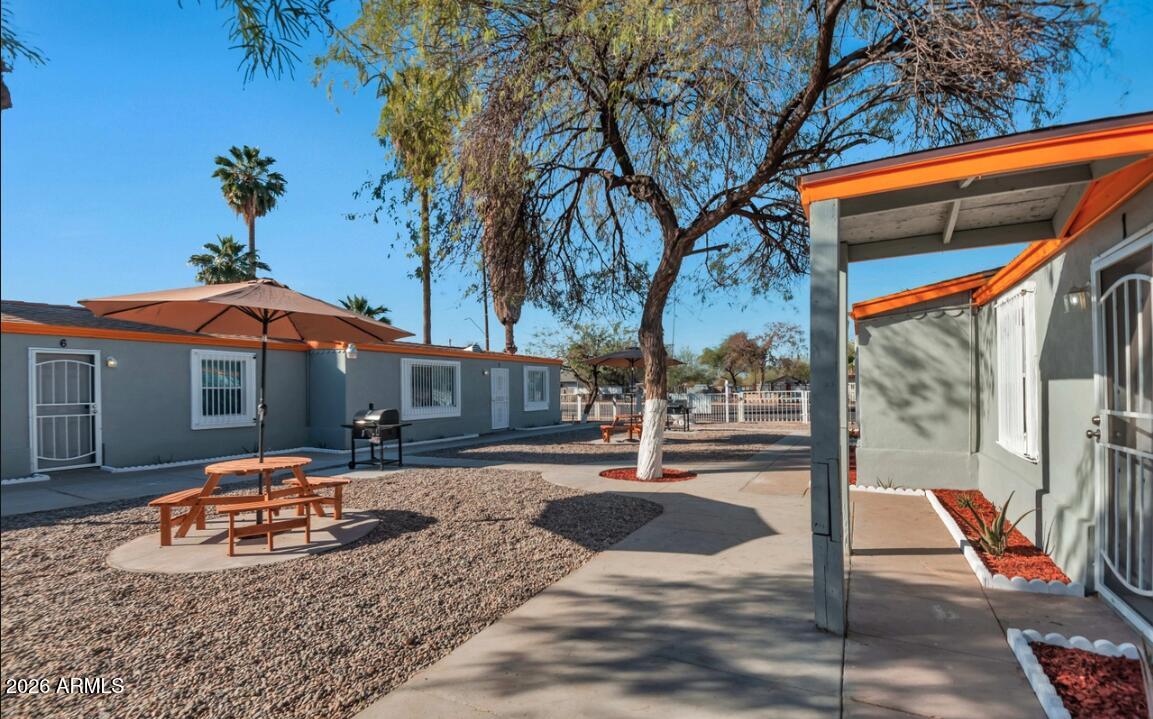 TIERRA VERDE - Residential Income