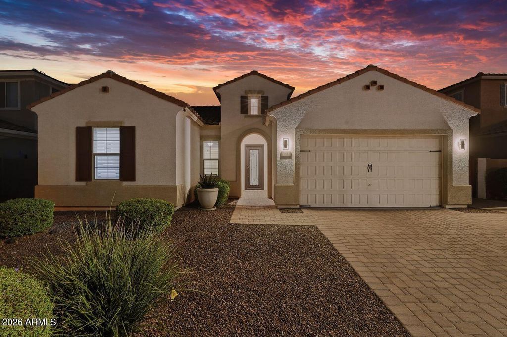Photo of 7421 W Remuda Drive, Peoria, AZ 85383 (MLS # 7017169)