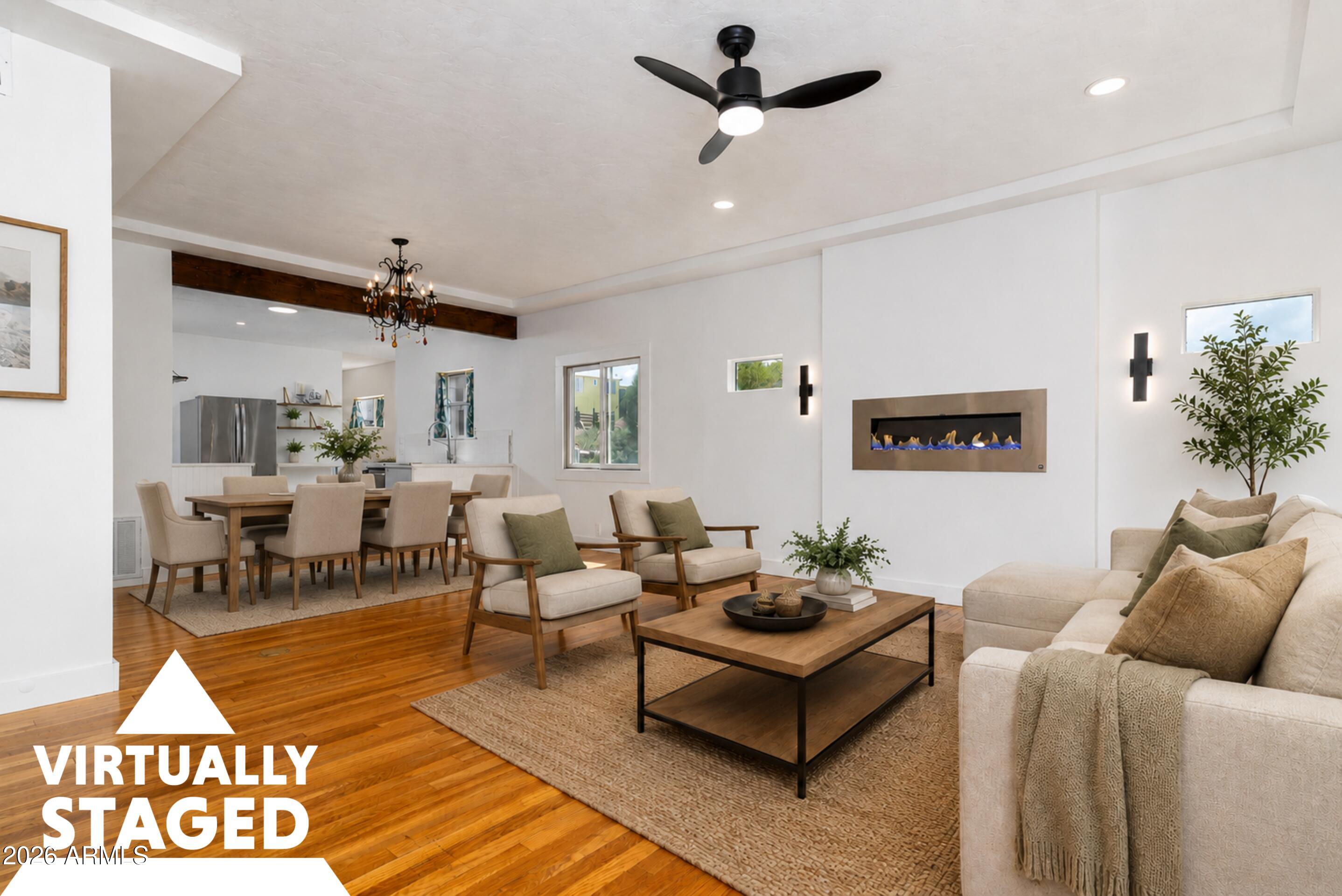 219 W HEINER Drive