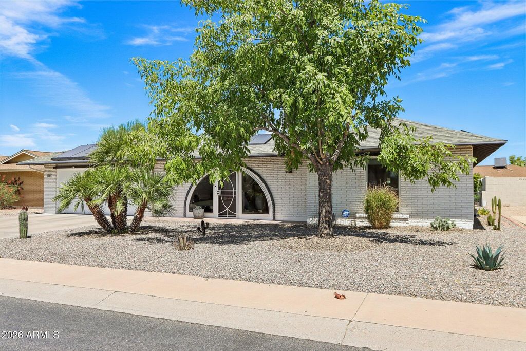 Photo of 13812 N Whispering Lake Drive, Sun City, AZ 85351 (MLS # 7051298)