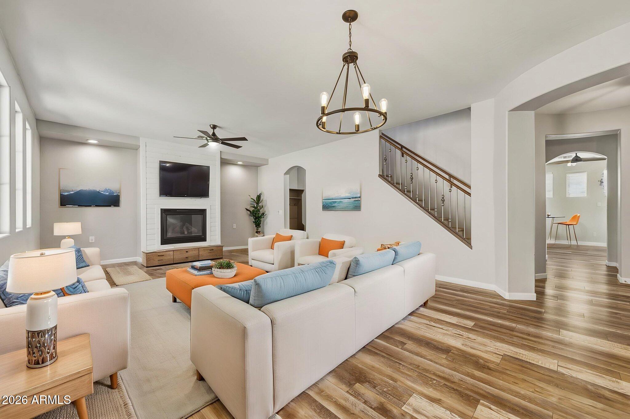 2386 W SLEEPY RANCH Road