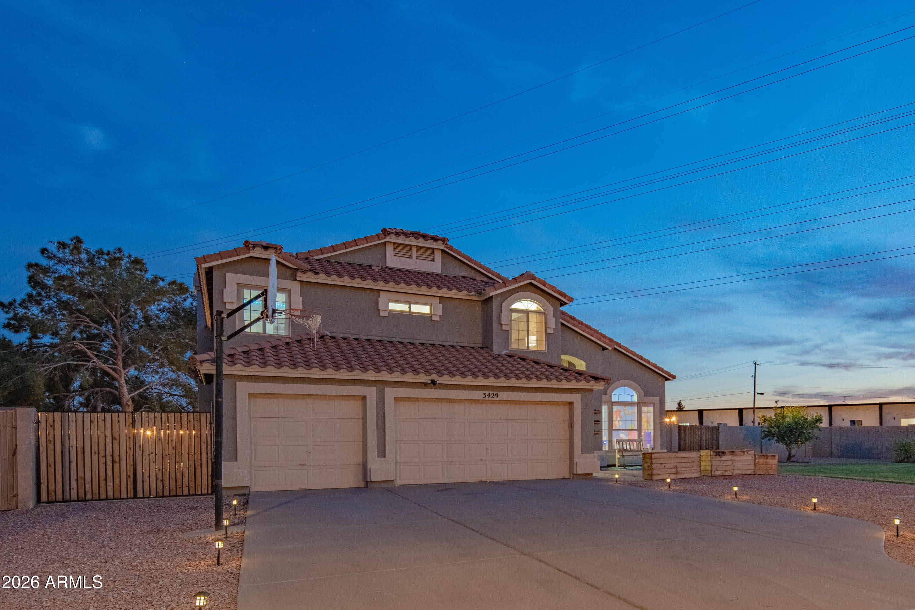3429 E CAMINO Circle