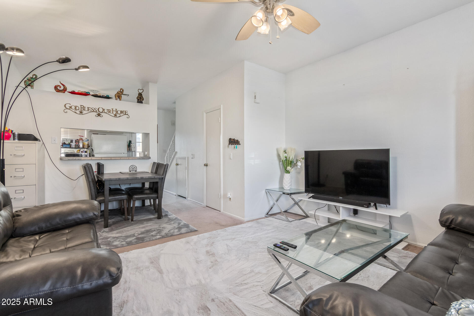 1601 N SABA Street 264