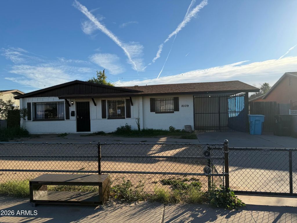 Photo of 2339 N 48th Drive, Phoenix, AZ 85035 (MLS # 6973796)