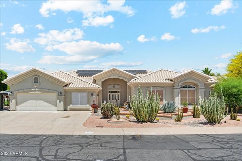 Single Family Residence in Glendale AZ 6070 LONE CACTUS Drive.jpg