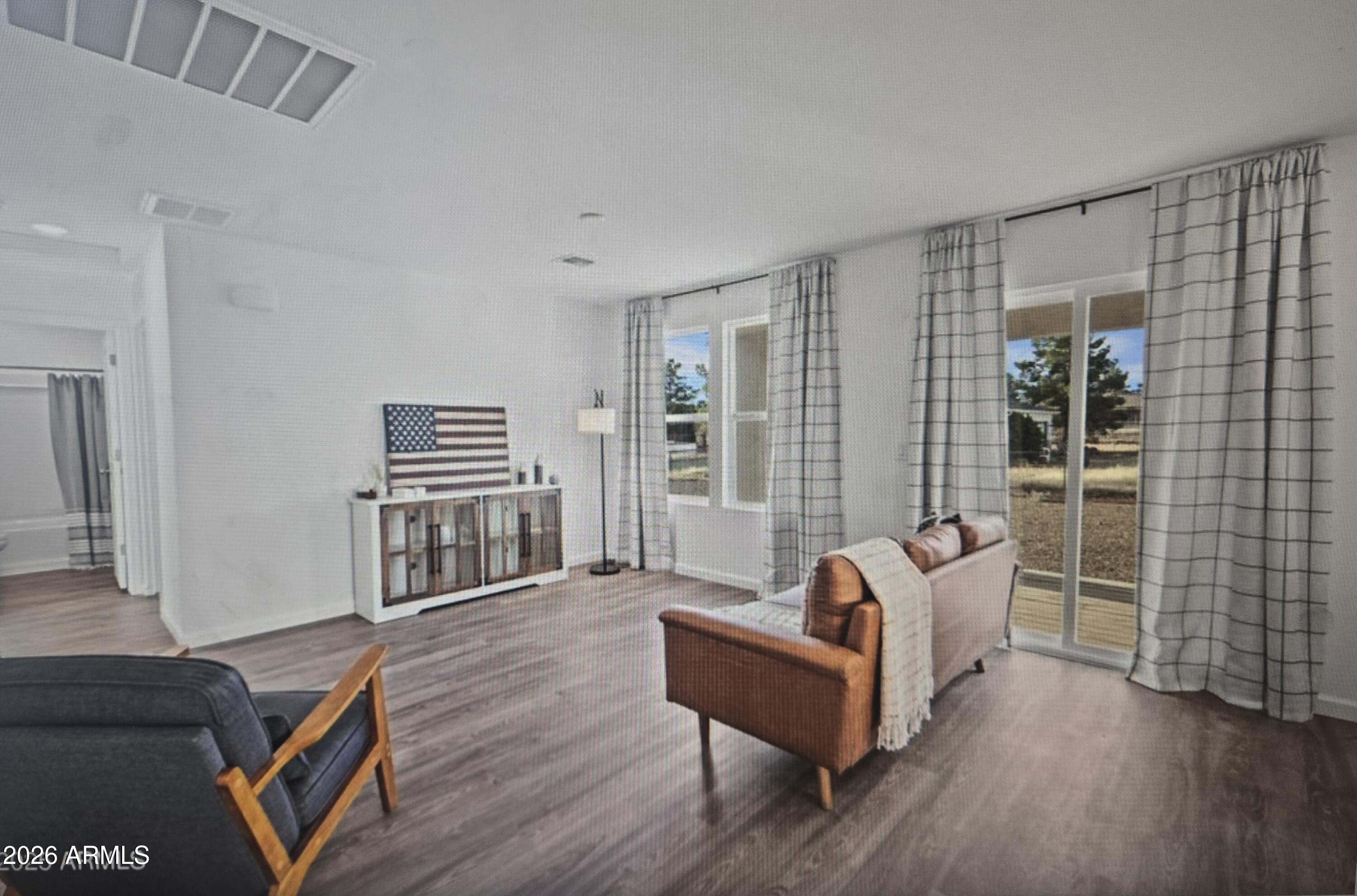 20182 E Lakeside Road