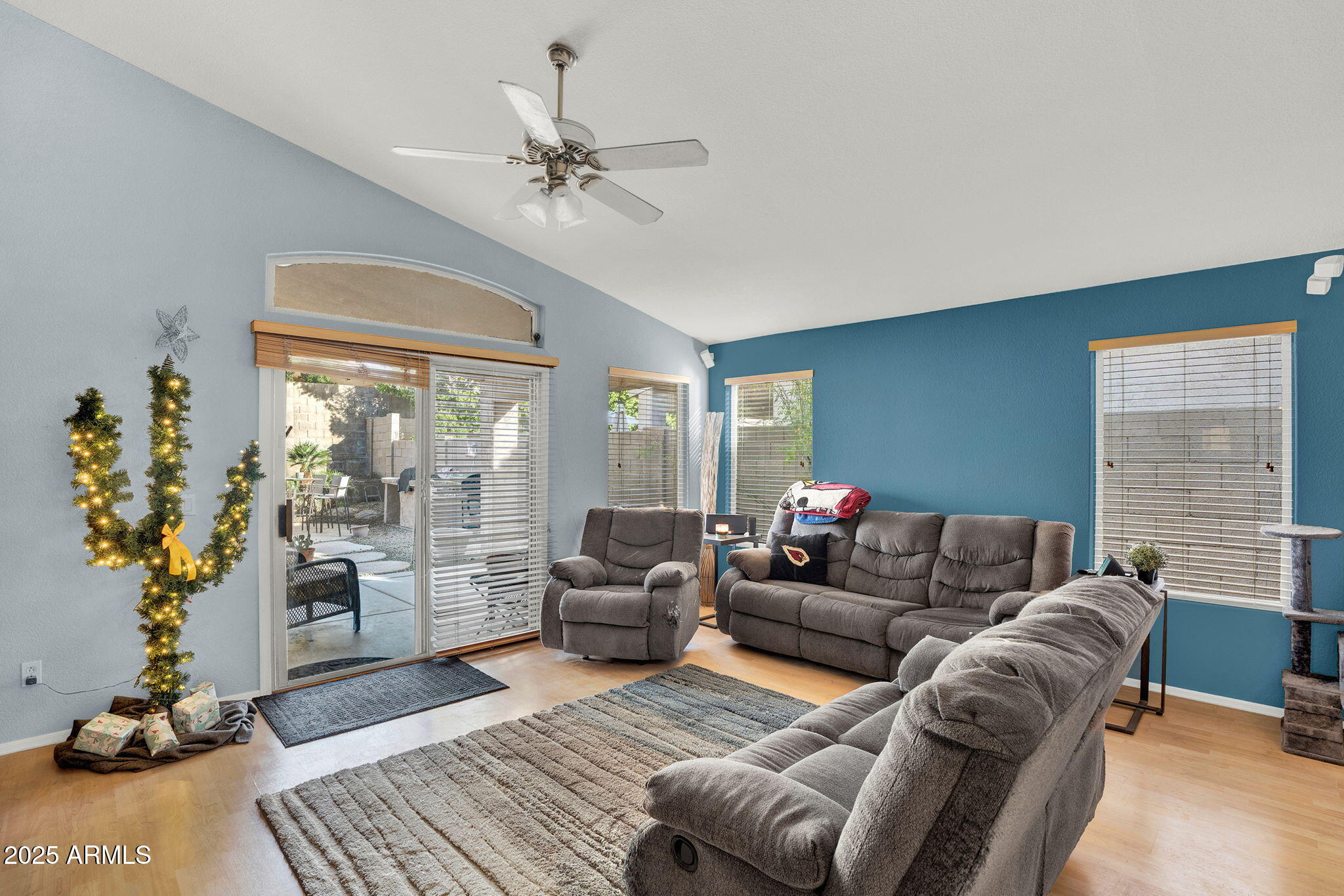 1714 W HIDDENVIEW Drive